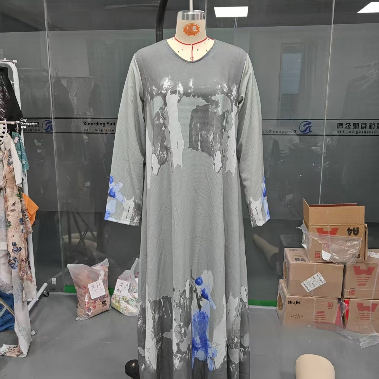 V-neck Printed Short Sleeve Dress
