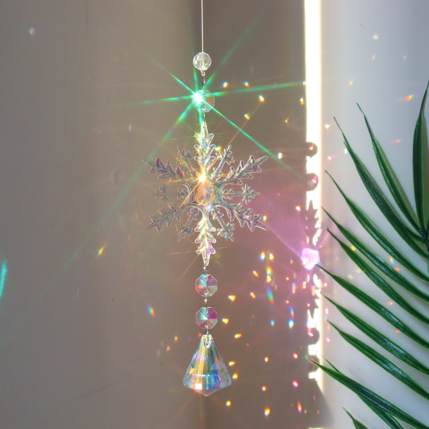 Christmas Tree Hanging Dreamcatcher – AB Color Acrylic Snowflake Ornaments for Holiday Decoration