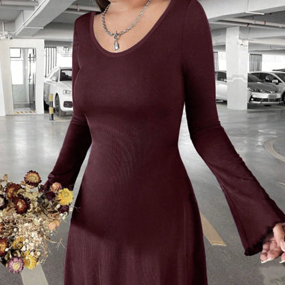 Women's Autumn & Winter Slim Fit Dress with Stylish Black Fungus Cuffs – Trendy Solid Color Bag-Hip Design