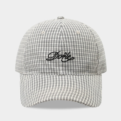 Unisex Korean Style Plaid Peaked Cap – Fashionable All-Match Sun Hat for Couples