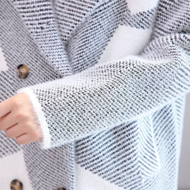 Women's Loose Knit Cardigan with Faux Mink Fur – Thick, Warm & All-Matching Winter Coat