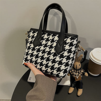 Fashion Houndstooth Shoulder Bag – Timeless Checkerboard Chic for Everyday Elegance
